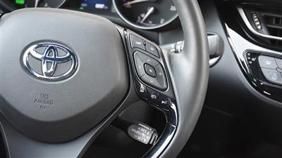 کابین تویوتا C-HR هیبریدی